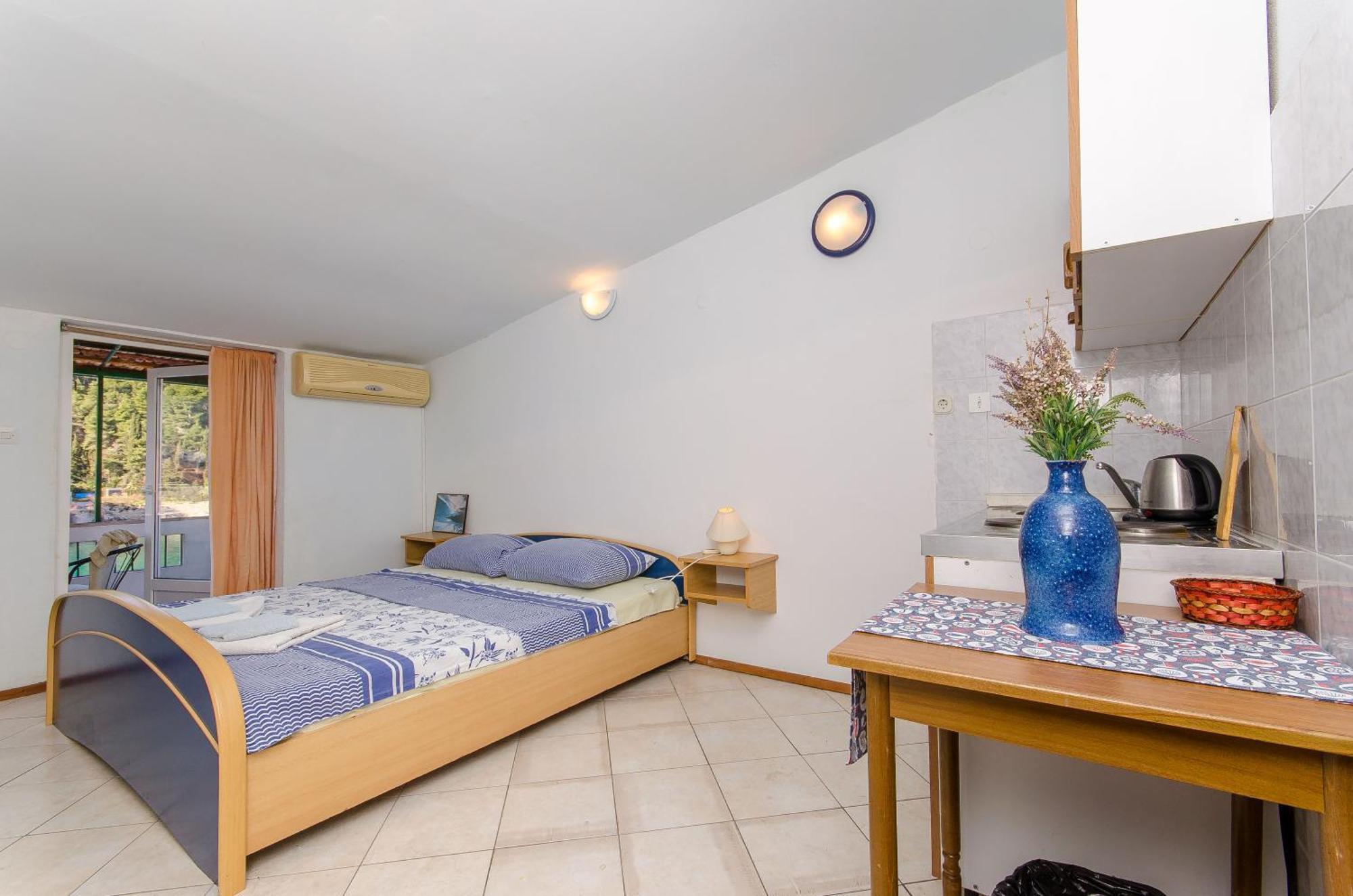 Studio Apartments Klara And Rio Стоморська Екстер'єр фото