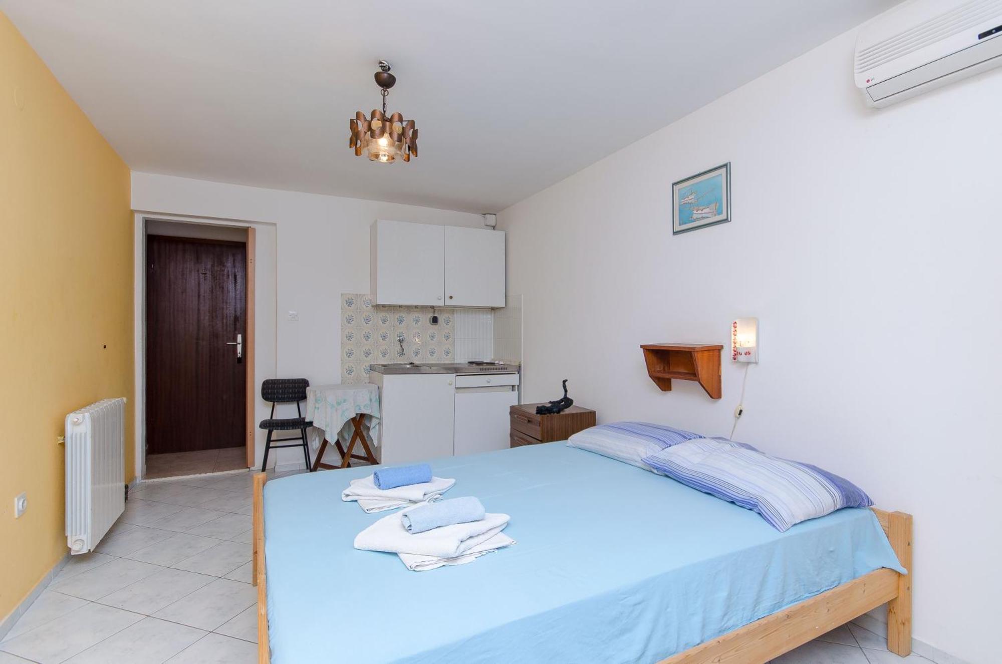 Studio Apartments Klara And Rio Стоморська Екстер'єр фото