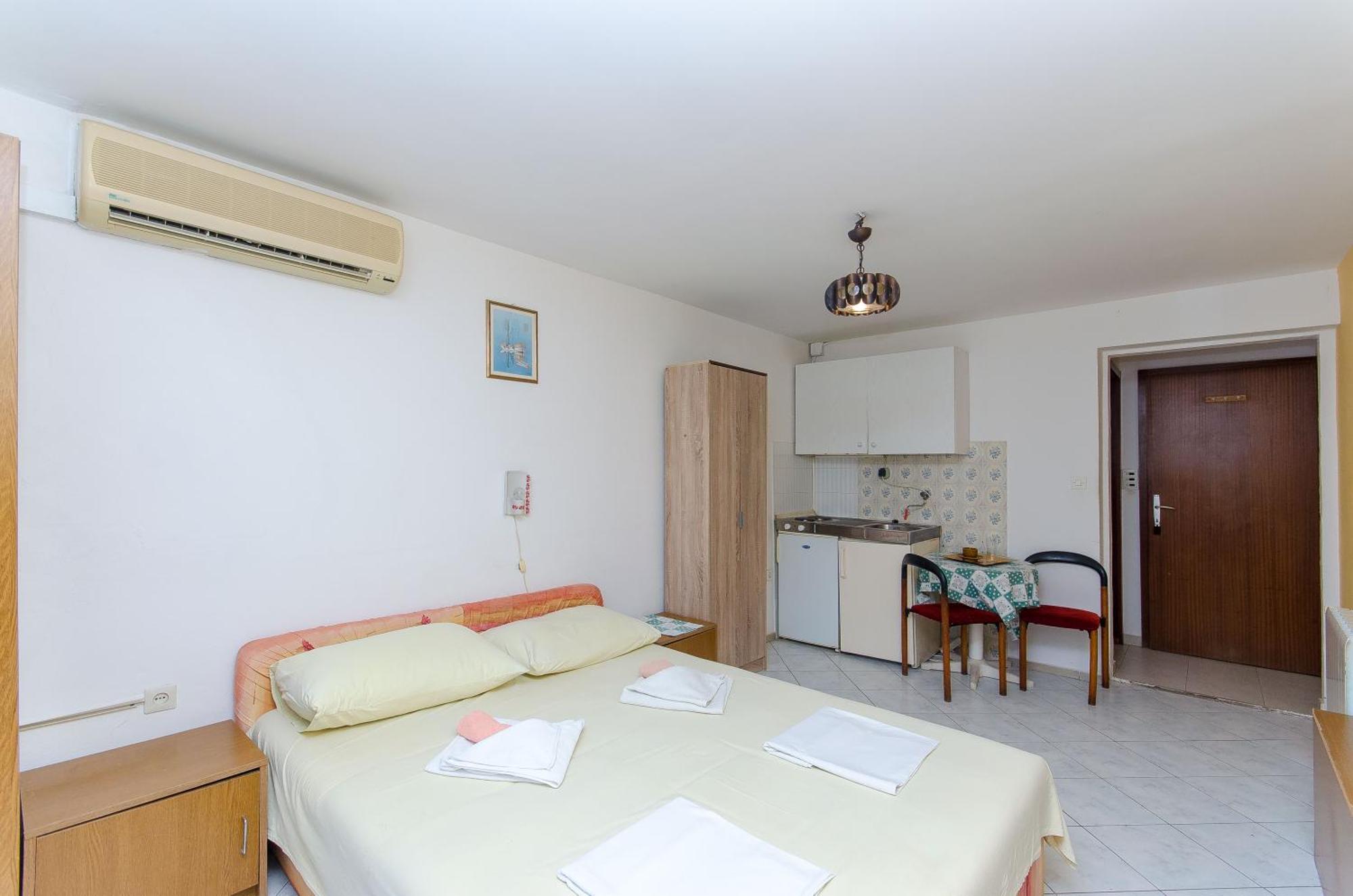 Studio Apartments Klara And Rio Стоморська Екстер'єр фото