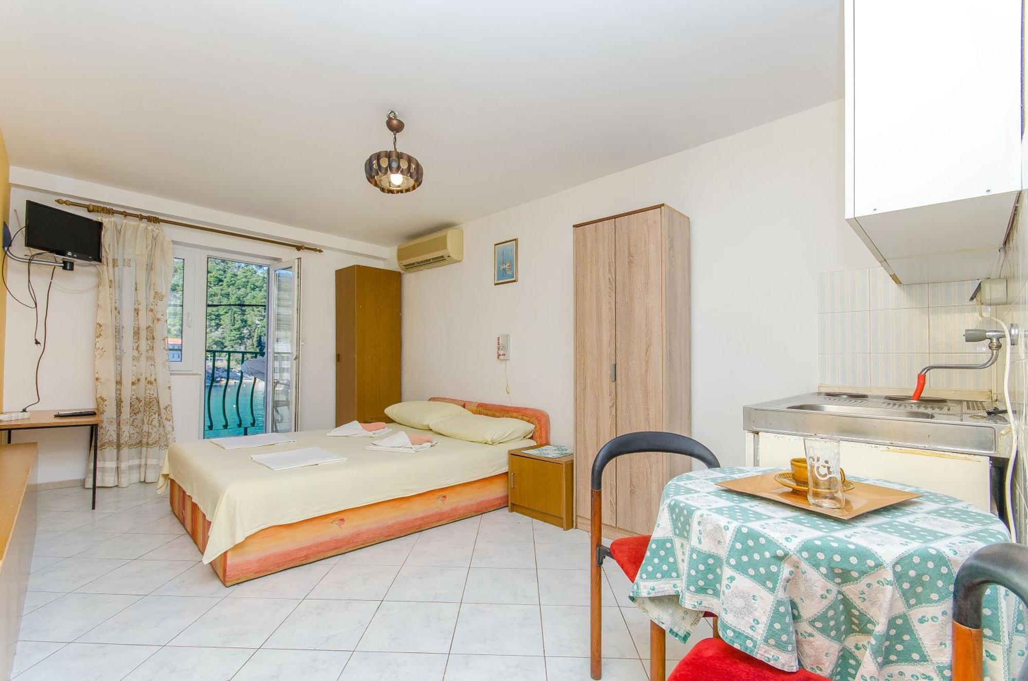 Studio Apartments Klara And Rio Стоморська Екстер'єр фото