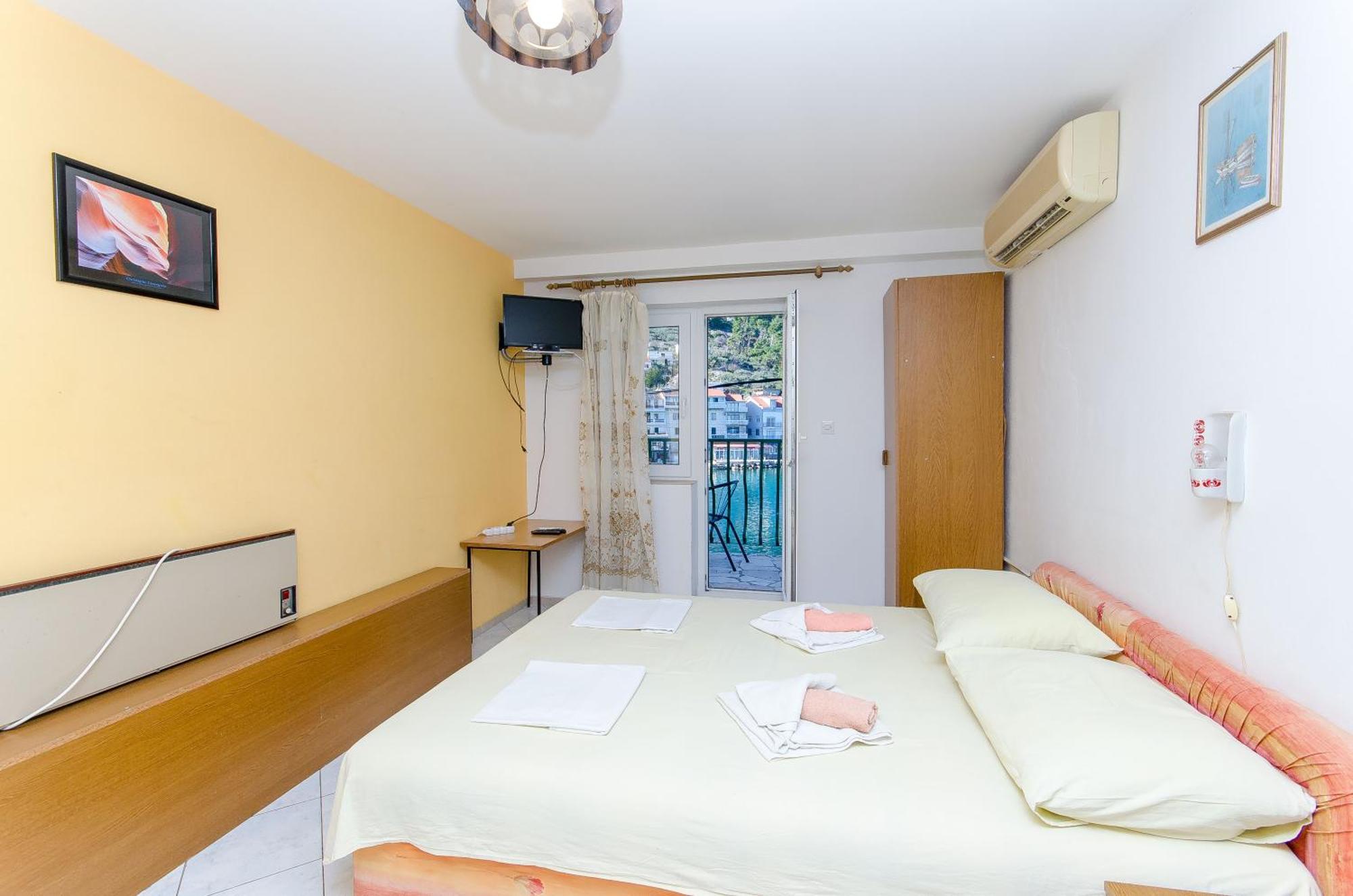 Studio Apartments Klara And Rio Стоморська Екстер'єр фото