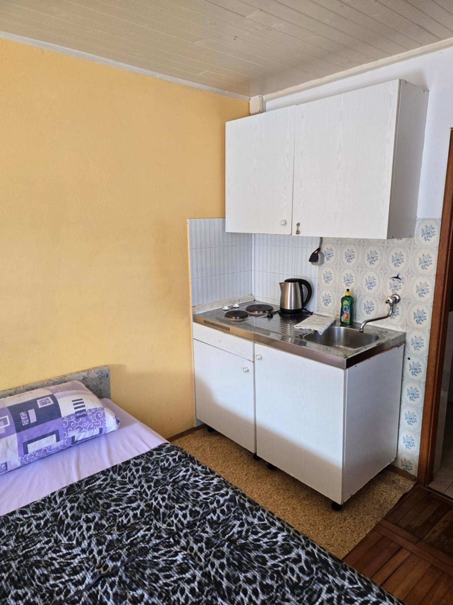 Studio Apartments Klara And Rio Стоморська Екстер'єр фото